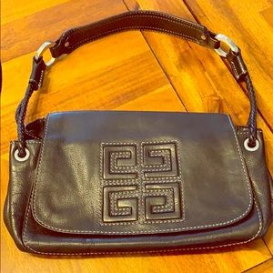 Givenchy Leather Shoulder bag